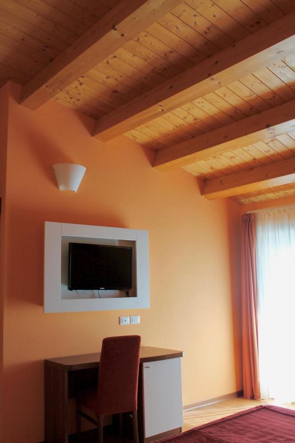 Hotel Vienna Caorle Exterior foto
