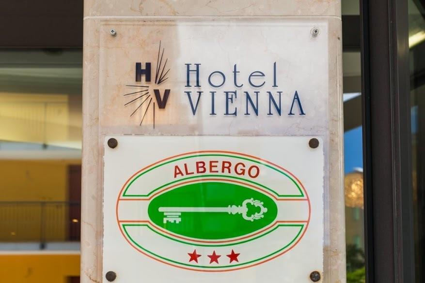 Hotel Vienna Caorle Exterior foto